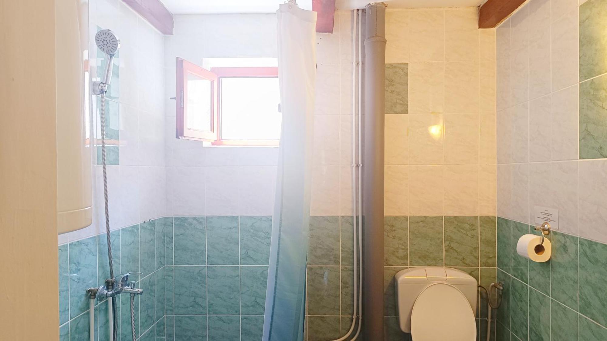 Pensiunea Valea Cernei Teliucu Inferior Buitenkant foto